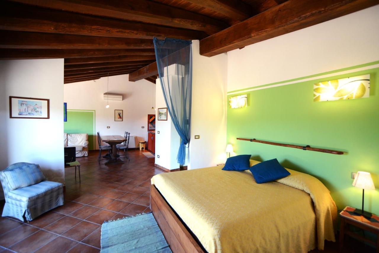 Agriturismo Tenuta Monte La Guardia Castel Giuliano Экстерьер фото